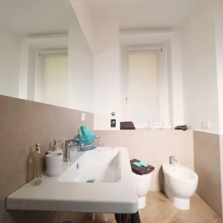 Turati 3 Apartamento