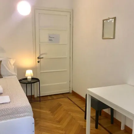 Cornalia 24 Guest house Milan