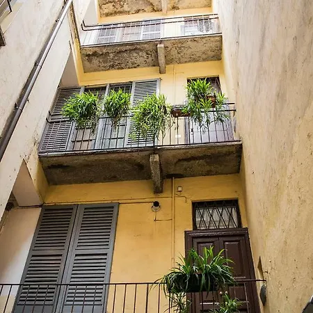 Apartment Youhosty - Mercato Dx 16