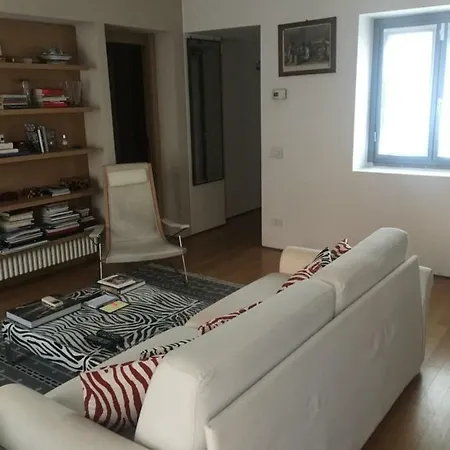 City Center Flat Милан