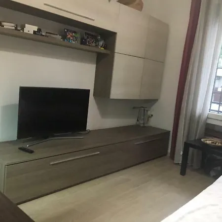 The Red Apartment Milan