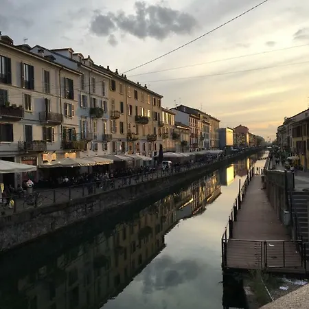 Charming On The Darsena Navigli - Pulizia Eccezionale شقة *