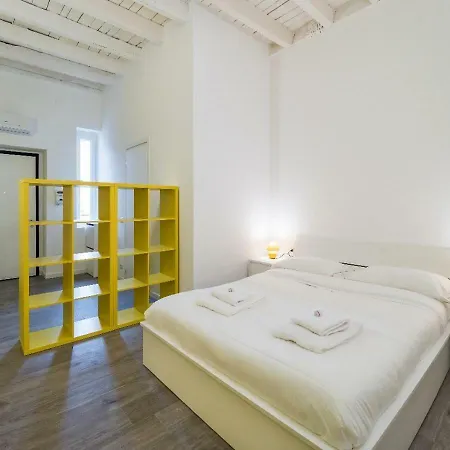 Central Station Apartman Milánó