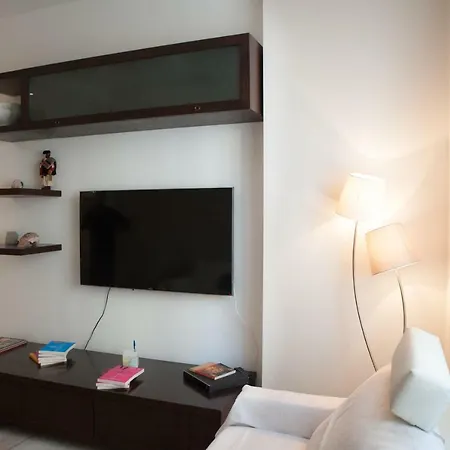Modern And Cozy Close To The Citycenter