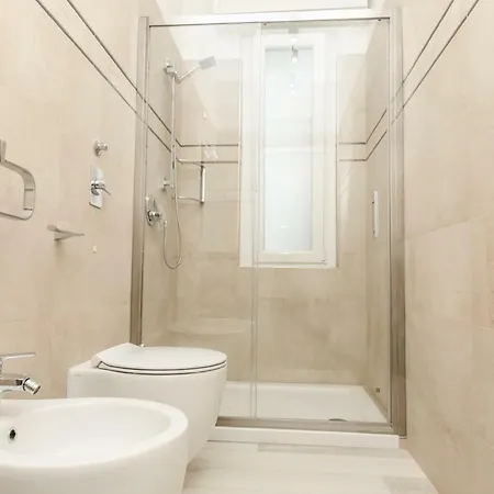 Modern And Cozy Close To The Citycenter Apartment Mailand