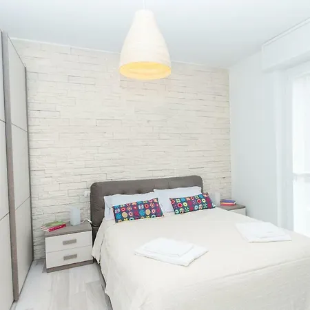 Apartment Modern And Cozy Close To The Citycenter Mailand