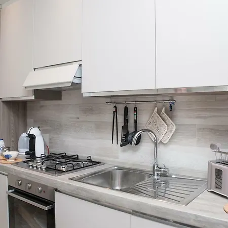 Apartment Modern And Cozy Close To The Citycenter *