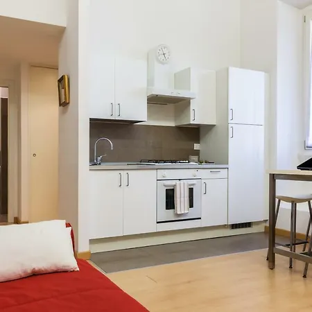 Altido 1-bed Flat Near Formentano Park * Milano