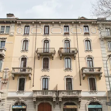 Modern And In Porta Romana Apartment *