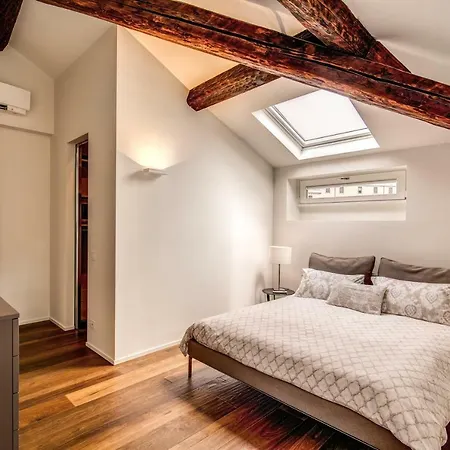 Luxurious In Appartement *