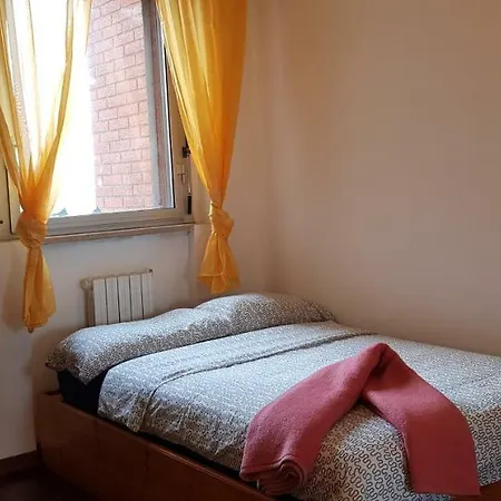 Close To Navigli Homestay