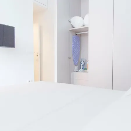 Brand New In Porta Romana Apartment *