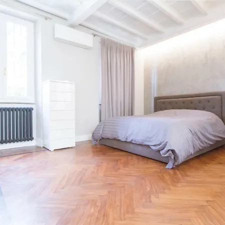 Appartement Elegante E Completamente Arredato In Duomo *