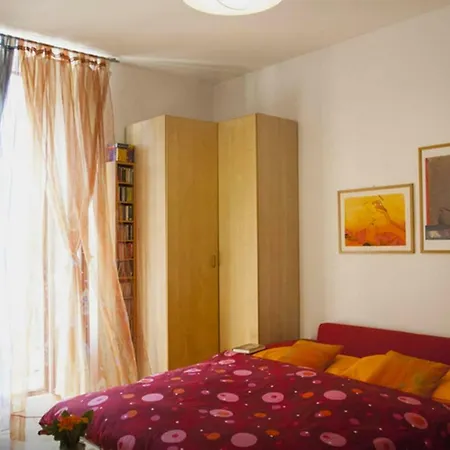 Isola Flat * Milano