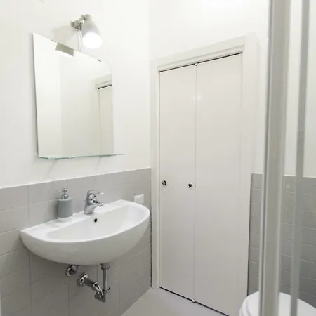 Bee House - City Center - Porta Romana * Milan