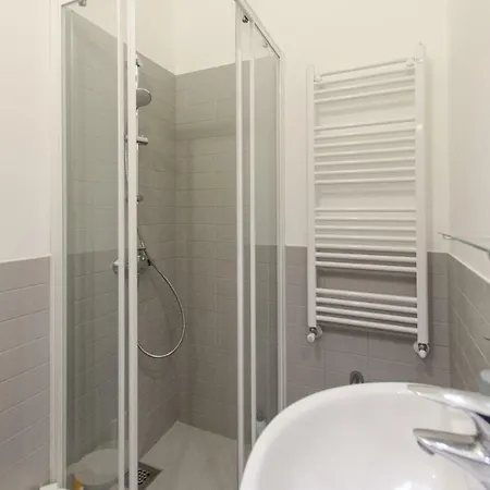 Apartment Bee House - City Center - Porta Romana Milan