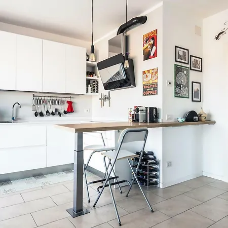 דירה Bright And Spacious In Milan! מילאנו