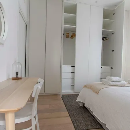 Luxury And Spacious Apartman *
