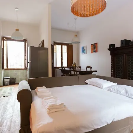 San Siro -caldera, Floreal With Private Garden! Apartament Mediolan