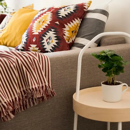 Flat With Private Garden- Direct Metro Connection To Duomo In 15 Min شقة