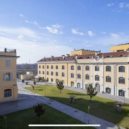 Daire Luxy Close Navigli Milano