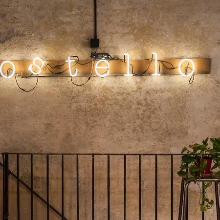 Un Posto A - All'interno Di Cascina Del 700 3* Milánó