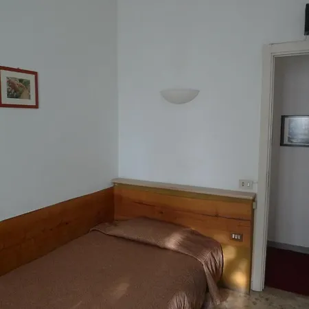Sunset Hotel Milan