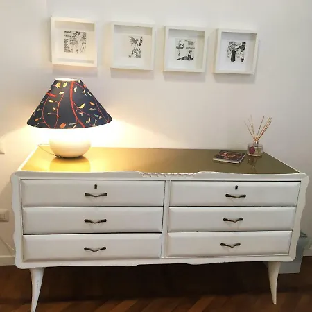 Apartamento Casa Rudy Milão