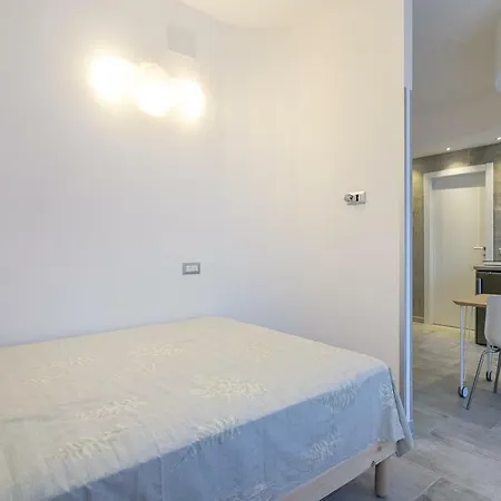 Central Station Intimate Apt Apartment *