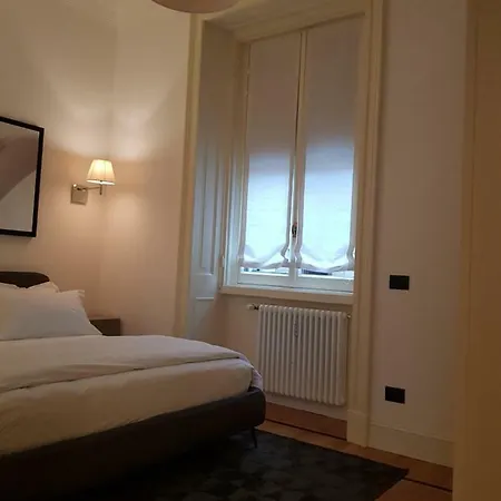 Lägenhet Brada Appartament Milano