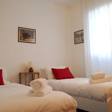 Bnbook-albini Flat Apartmán *