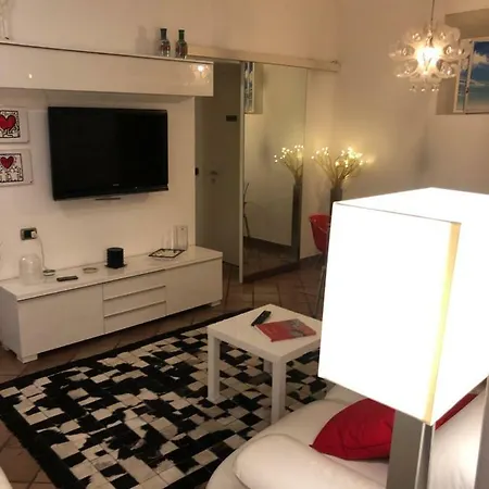 Corso Di Porta Ticinese Appartamento Milano