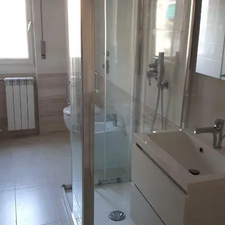 Valassina Apartment Milan