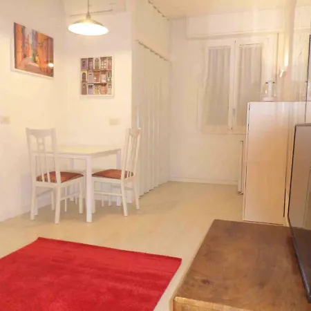 Lunigiana 15 * Milano