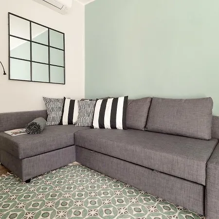 29 Via Panfilo Castaldi Apartment