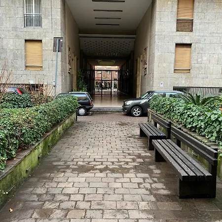 Moscova Art House דירה *