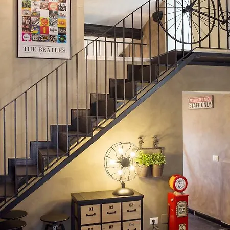 Apartment Industrial Near Duomo Mailand