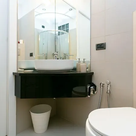 Apartment Fatebenefratelli12 - Brera Elegant In The City Center Milan