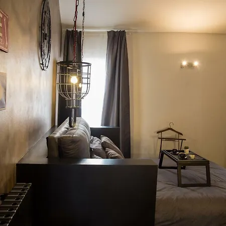 Apartment Industrial Near Duomo Mailand