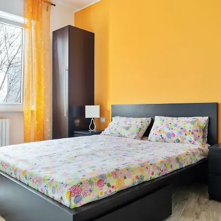 Flatty Apartments- Alserio * Milan
