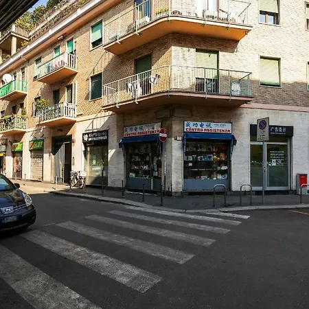 Lomazzo Flat Apartment *