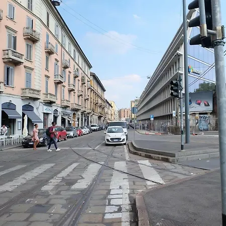 Bilocale Garibaldi * Milan