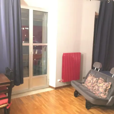 Porta Romana - Central - Next To Metro - Free Garage Milan