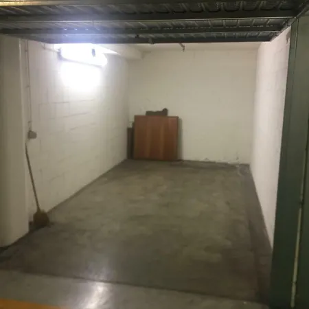 Porta Romana - Central - Next To Metro - Free Garage Apartamento