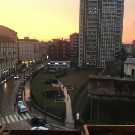 Porta Romana - Central - Next To Metro - Free Garage