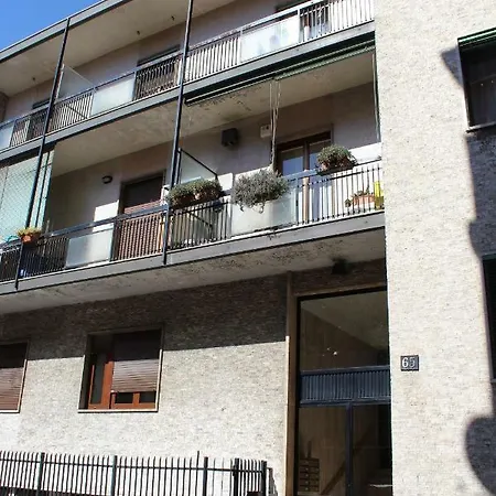 Paruta 65 Отель *