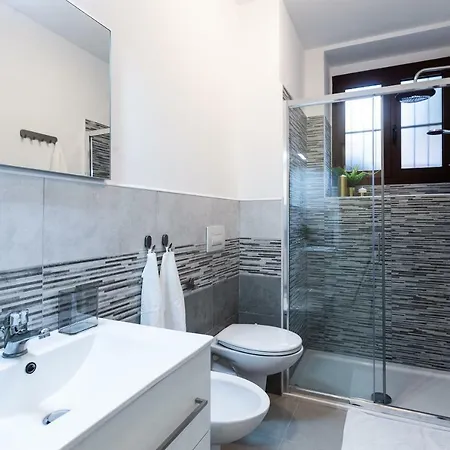 Отель Paruta 65