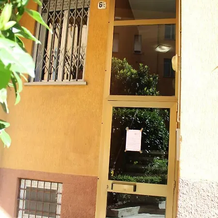 Via Treviso 6 * Milán