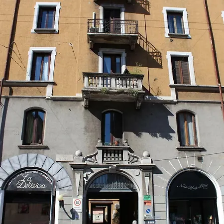 Viale Monza 83 * Milano