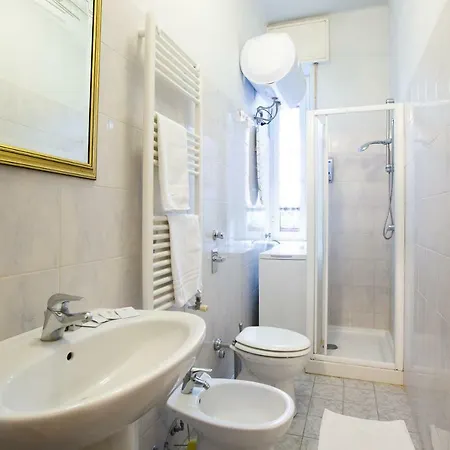 Apartment Veniero 12 *